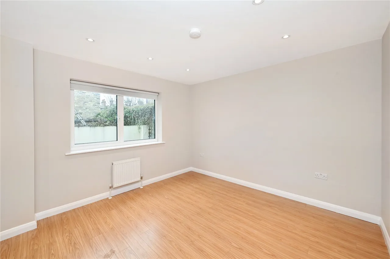 Lincoln Road, East Finchley, N2, photo 5