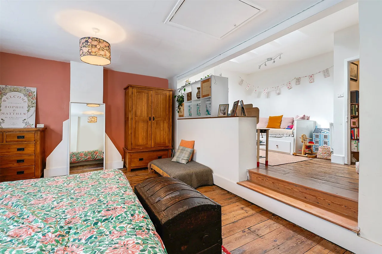 Parsonage Lane, Westcott, RH4, photo 12