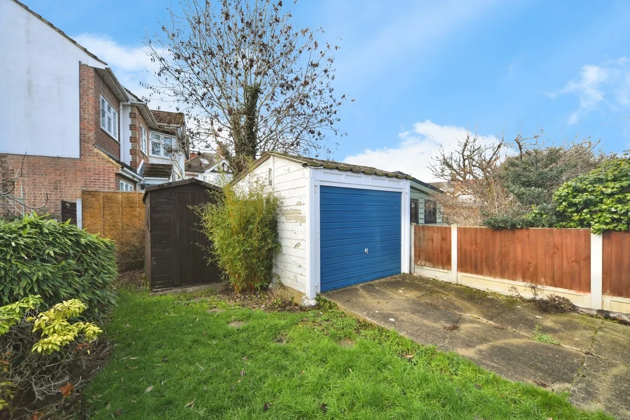 Lorne Gardens, London, E11, photo 14