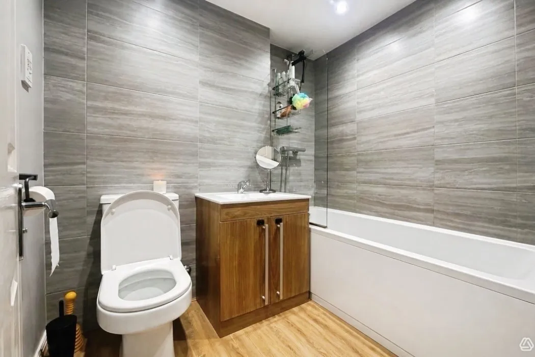 Westcotts Green, Warfield, Bracknell, Berkshire, RG42 3SG, photo 5