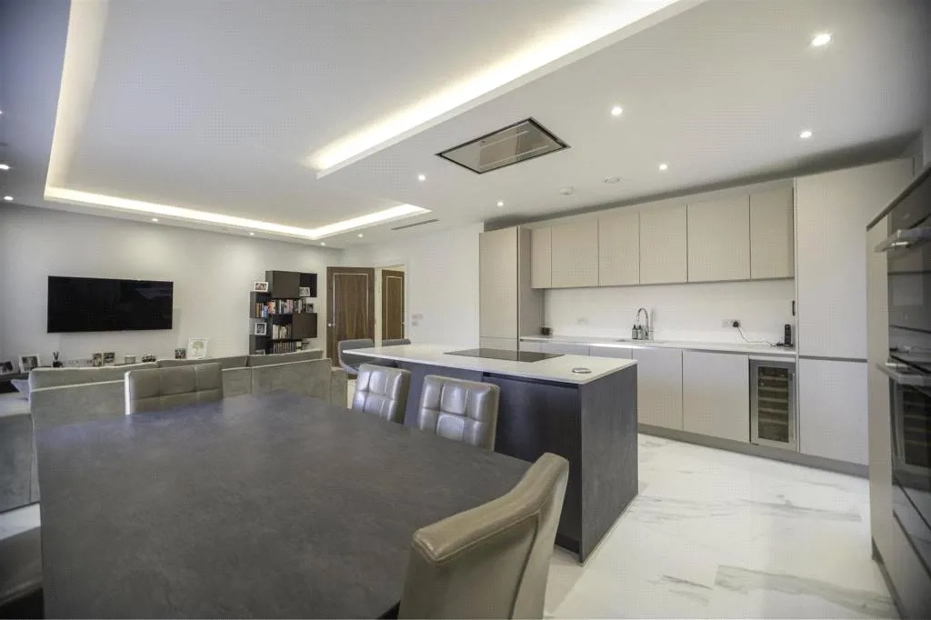 Watford Road, Radlett, Hertfordshire, WD7 8LD, photo 5