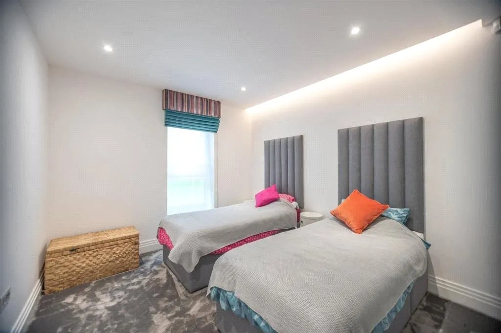 Watford Road, Radlett, Hertfordshire, WD7 8LD, photo 14