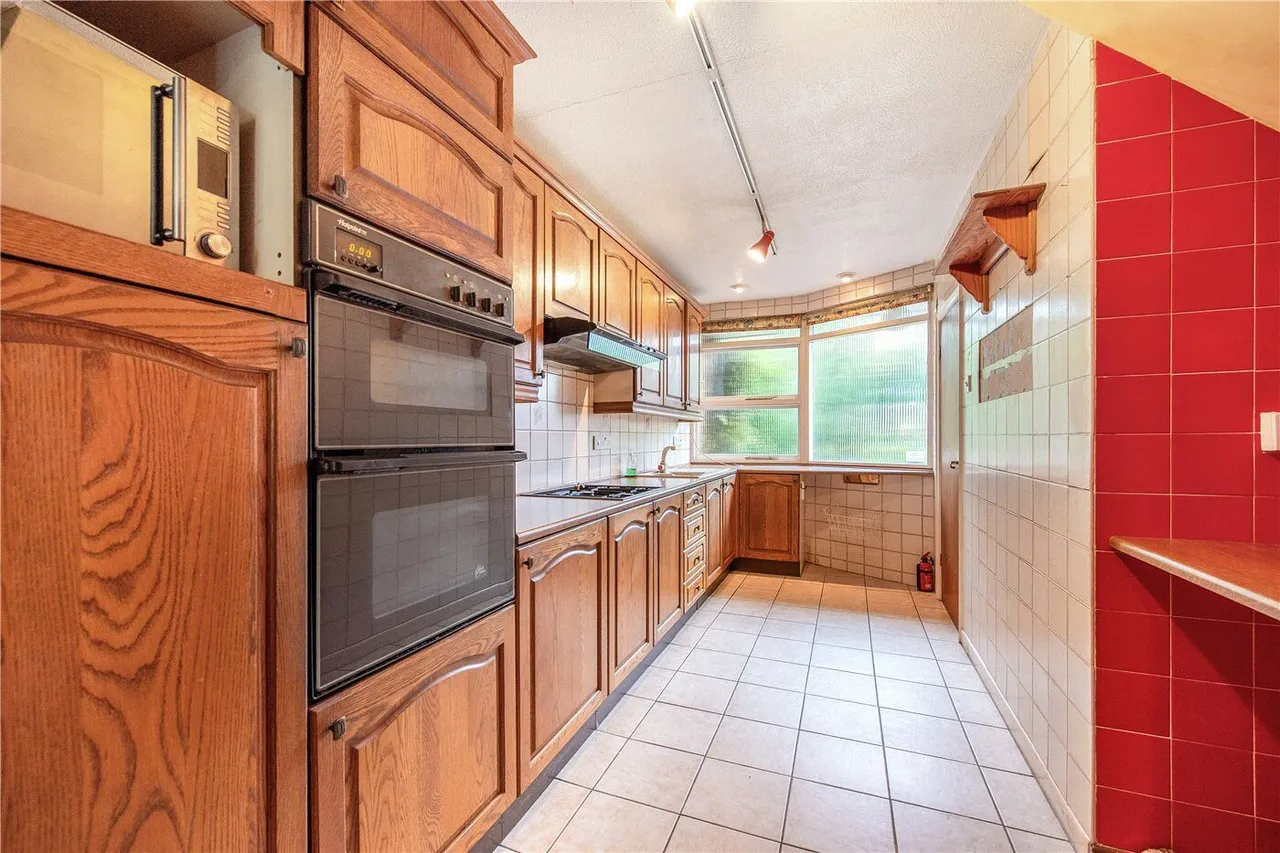 Downs Road, South Wonston, SO21, photo 17
