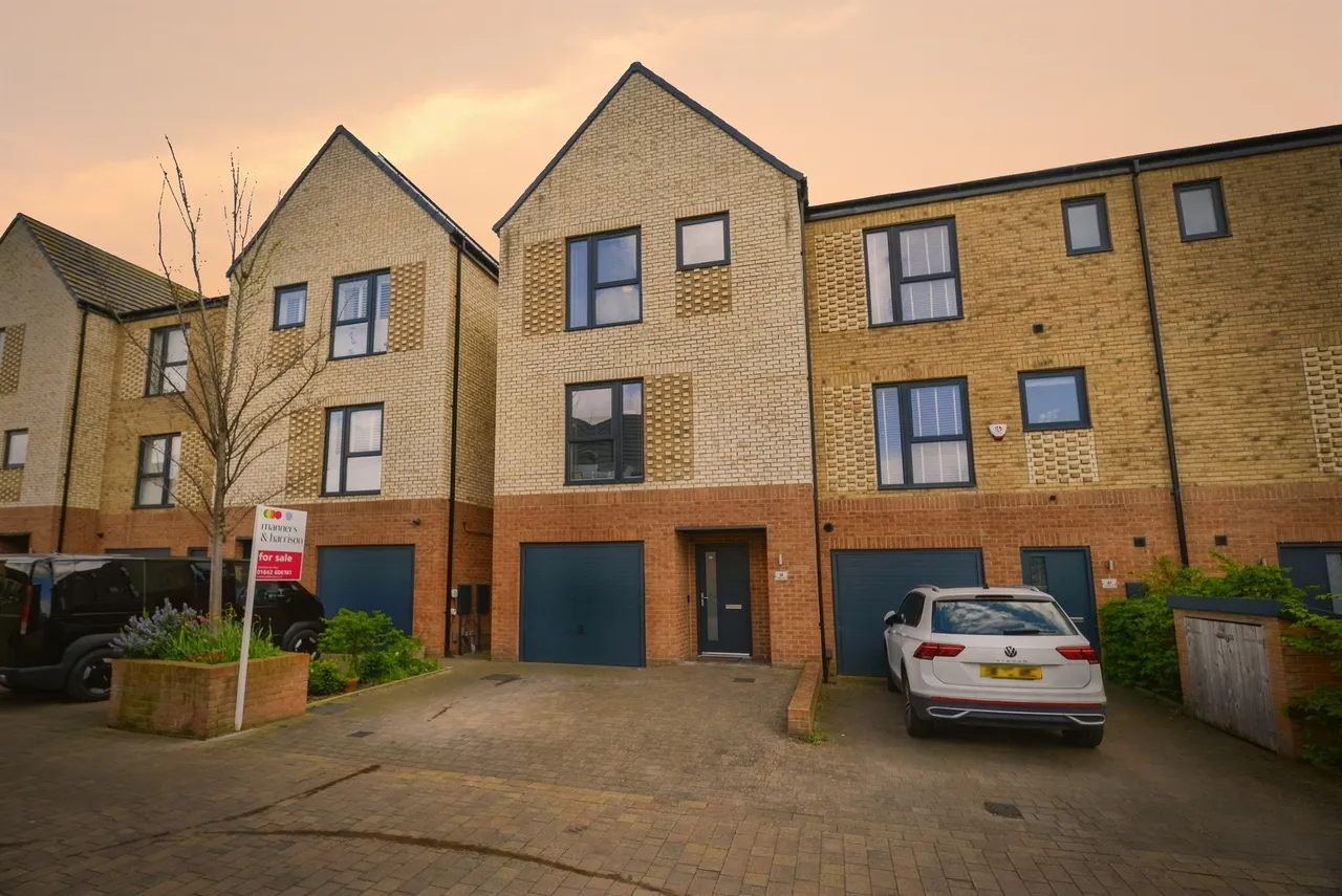 4 bed house for sale — Infinity View, Stockton-On-Tees