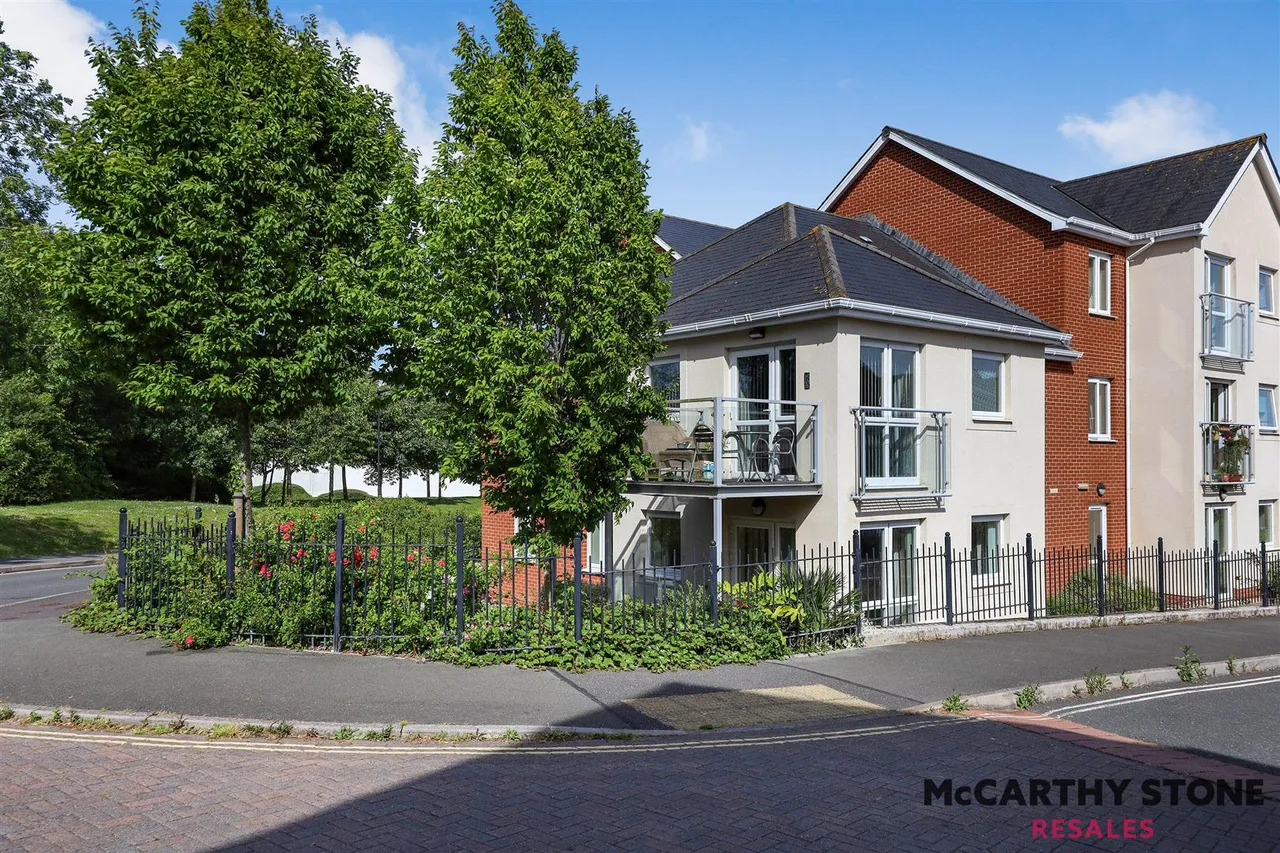 Foxes Road, Newport, PO30, photo 23