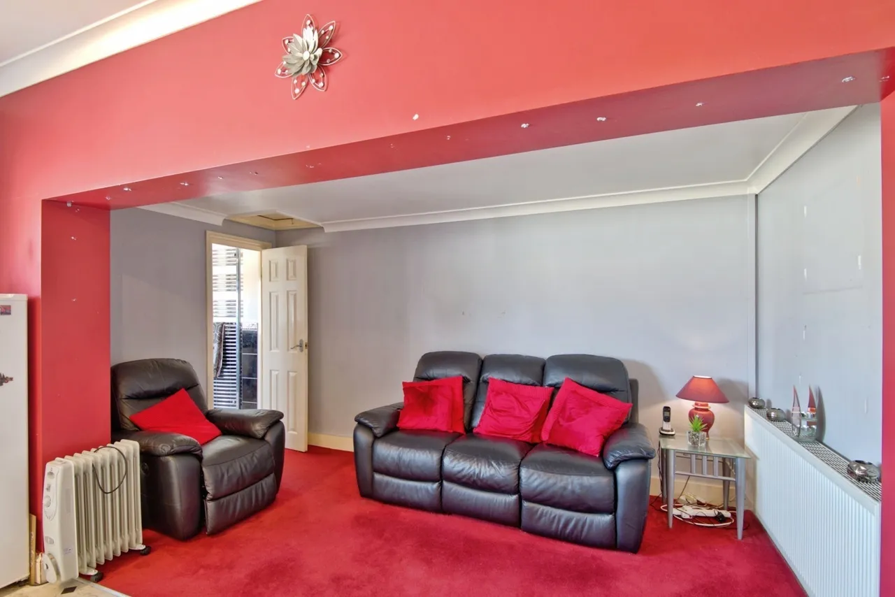 Richmond Avenue, Shoeburyness, Southend-on-Sea, Essex, SS3, photo 4