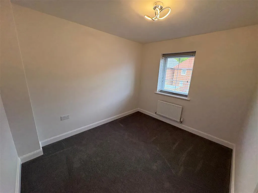 Riverside Lane, Doncaster, DN2, photo 14