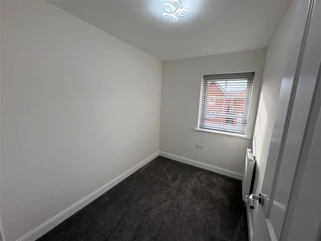 Riverside Lane, Doncaster, DN2, photo 15