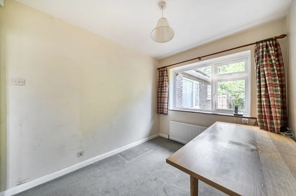 Chertsey Close, Kenley CR8 5LN, photo 22