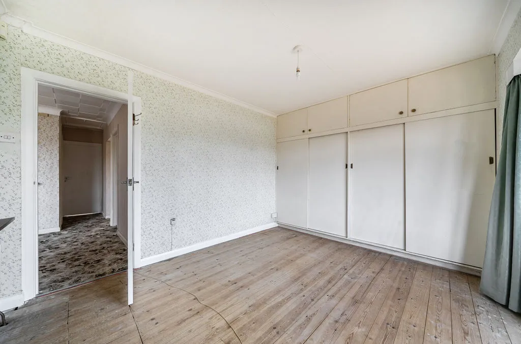 Chertsey Close, Kenley CR8 5LN, photo 14