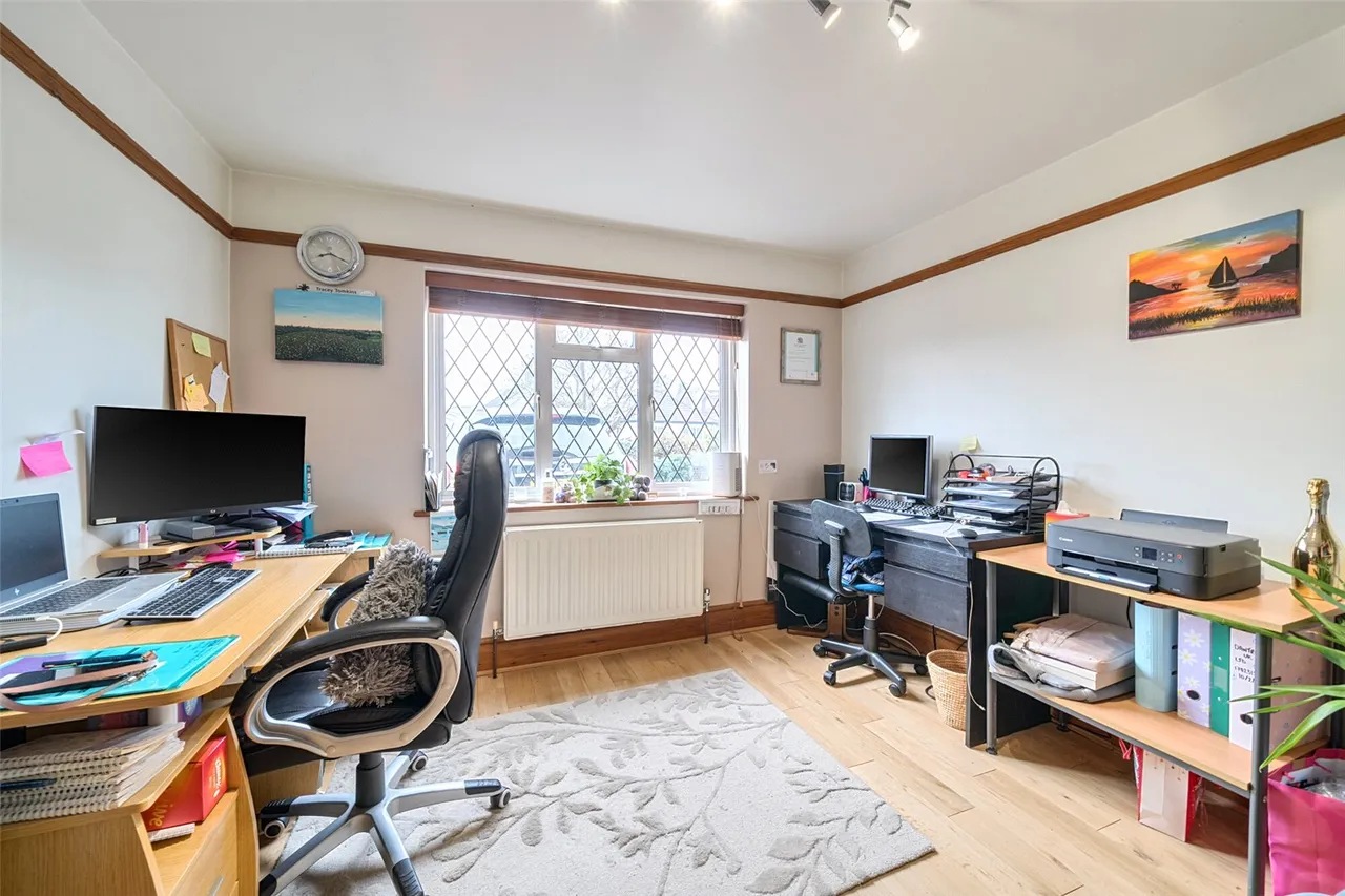 Bourn Avenue, Uxbridge, UB8, photo 13