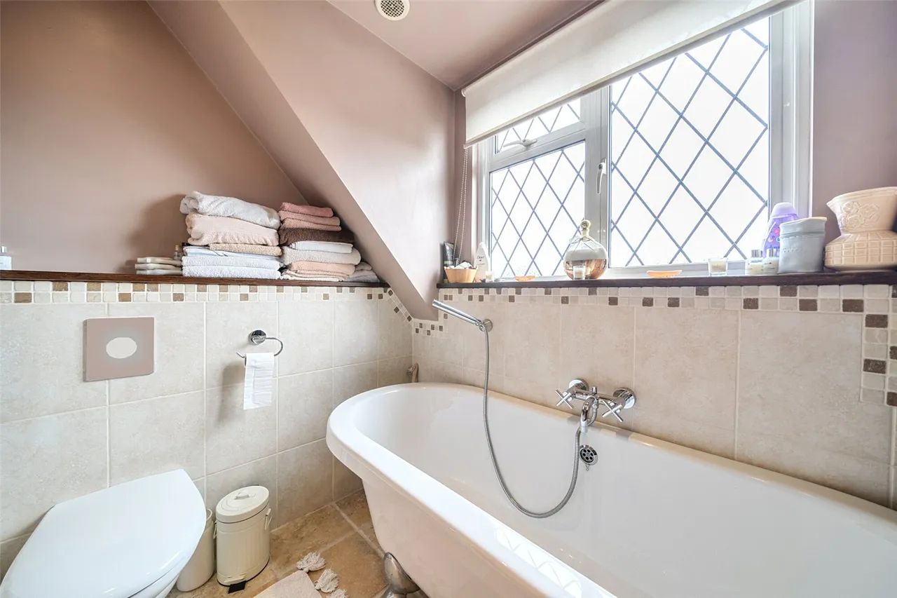 Bourn Avenue, Uxbridge, UB8, photo 15
