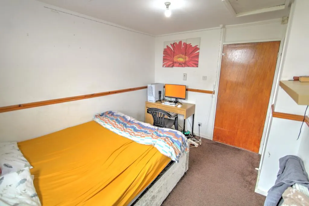 Sarah Gardens, Walsall, WS5, photo 14
