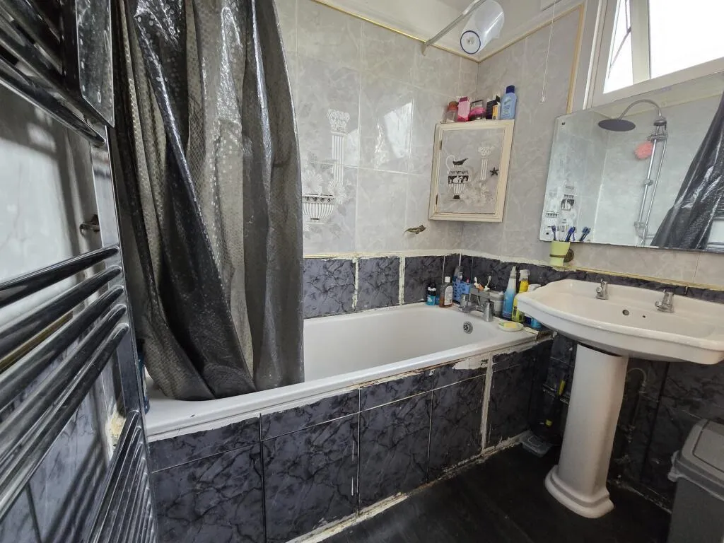 Sarah Gardens, Walsall, WS5, photo 5