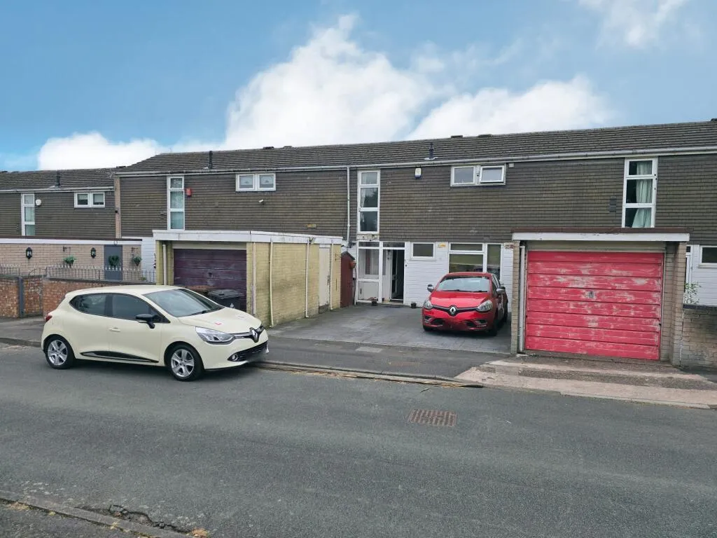 3 bed house for sale, Sarah Gardens, Walsall, WS5