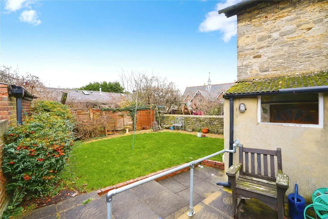 School Lane, Middleton Stoney, Bicester, Oxfordshire, OX25, photo 22