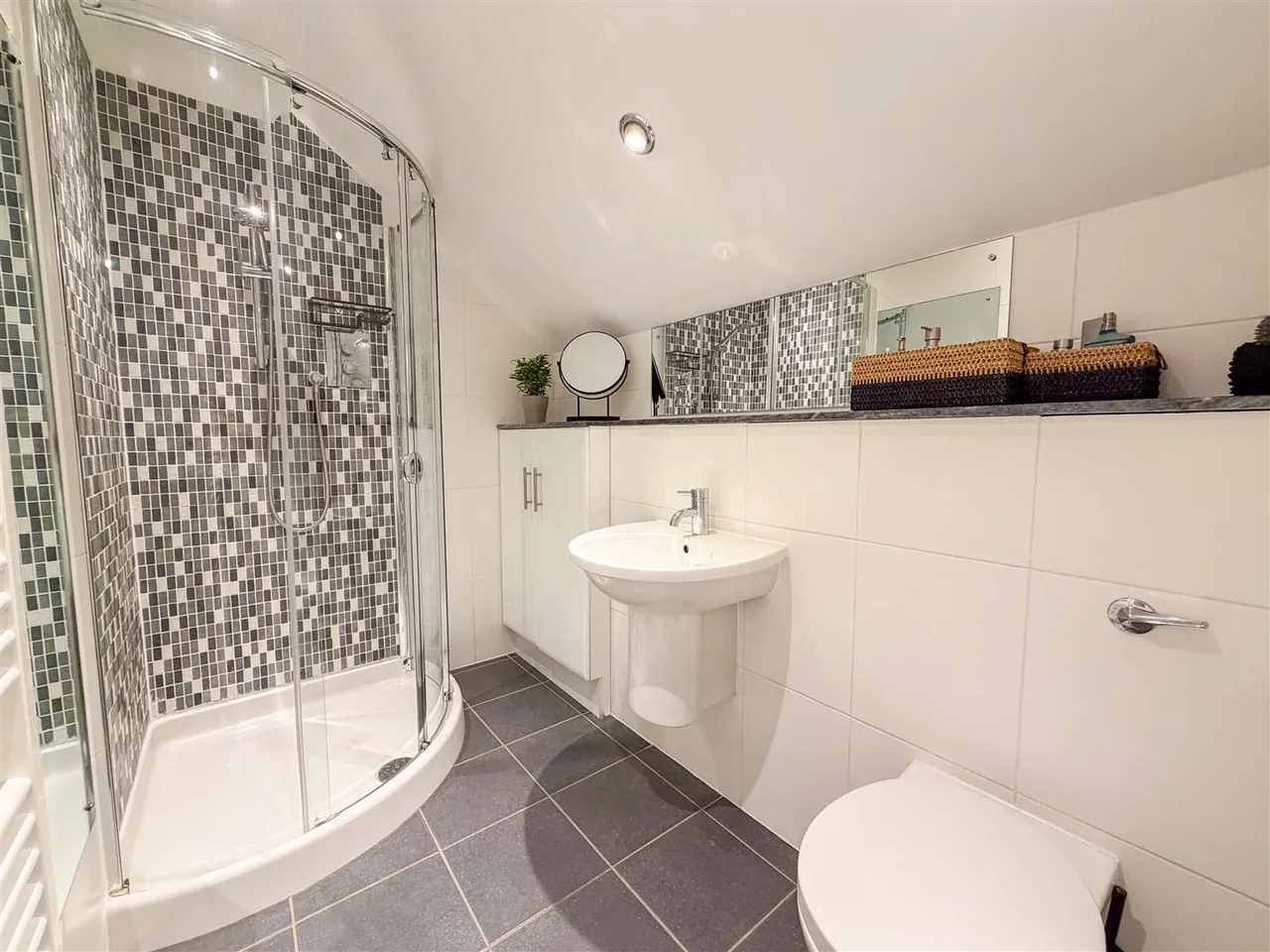 Farm House Lane, Lanark, ML11, photo 36