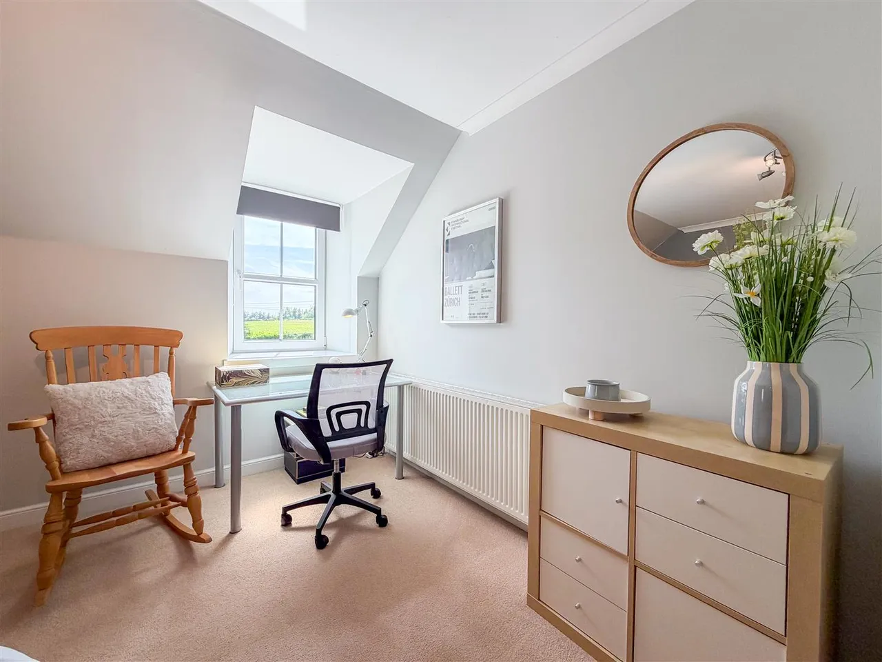 Farm House Lane, Lanark, ML11, photo 40