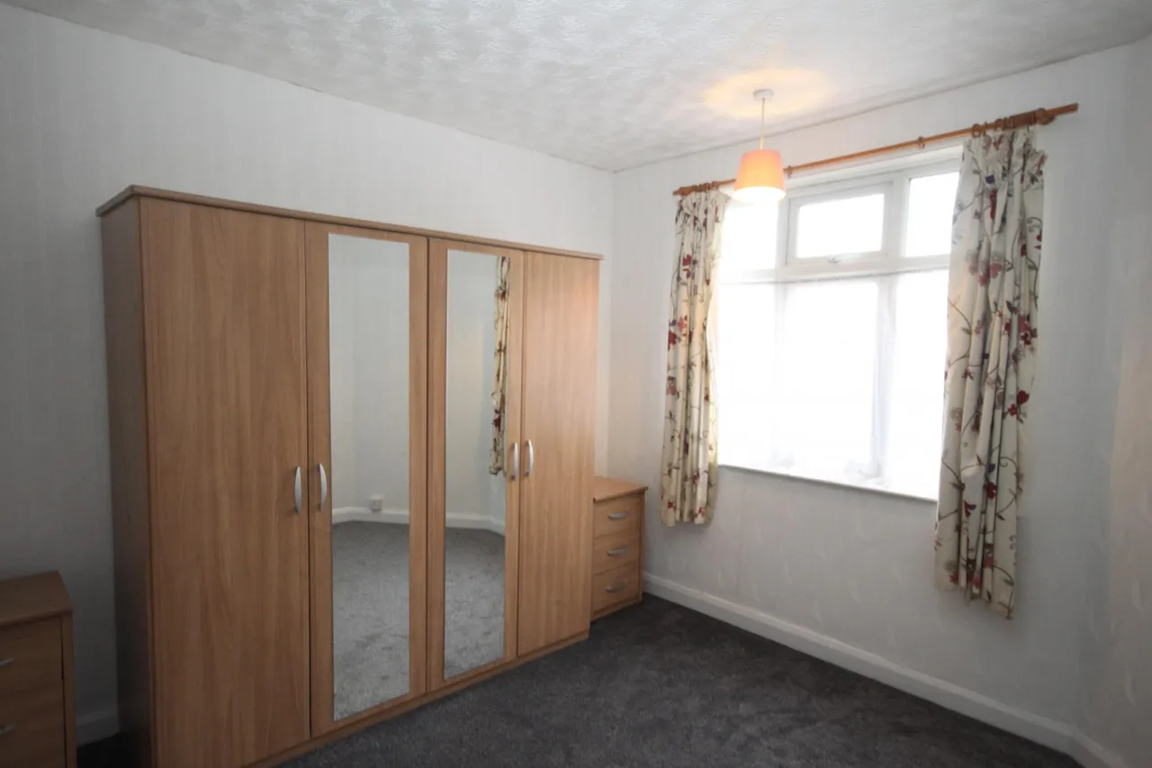 Humberstone Close, Challney, LU4, photo 10