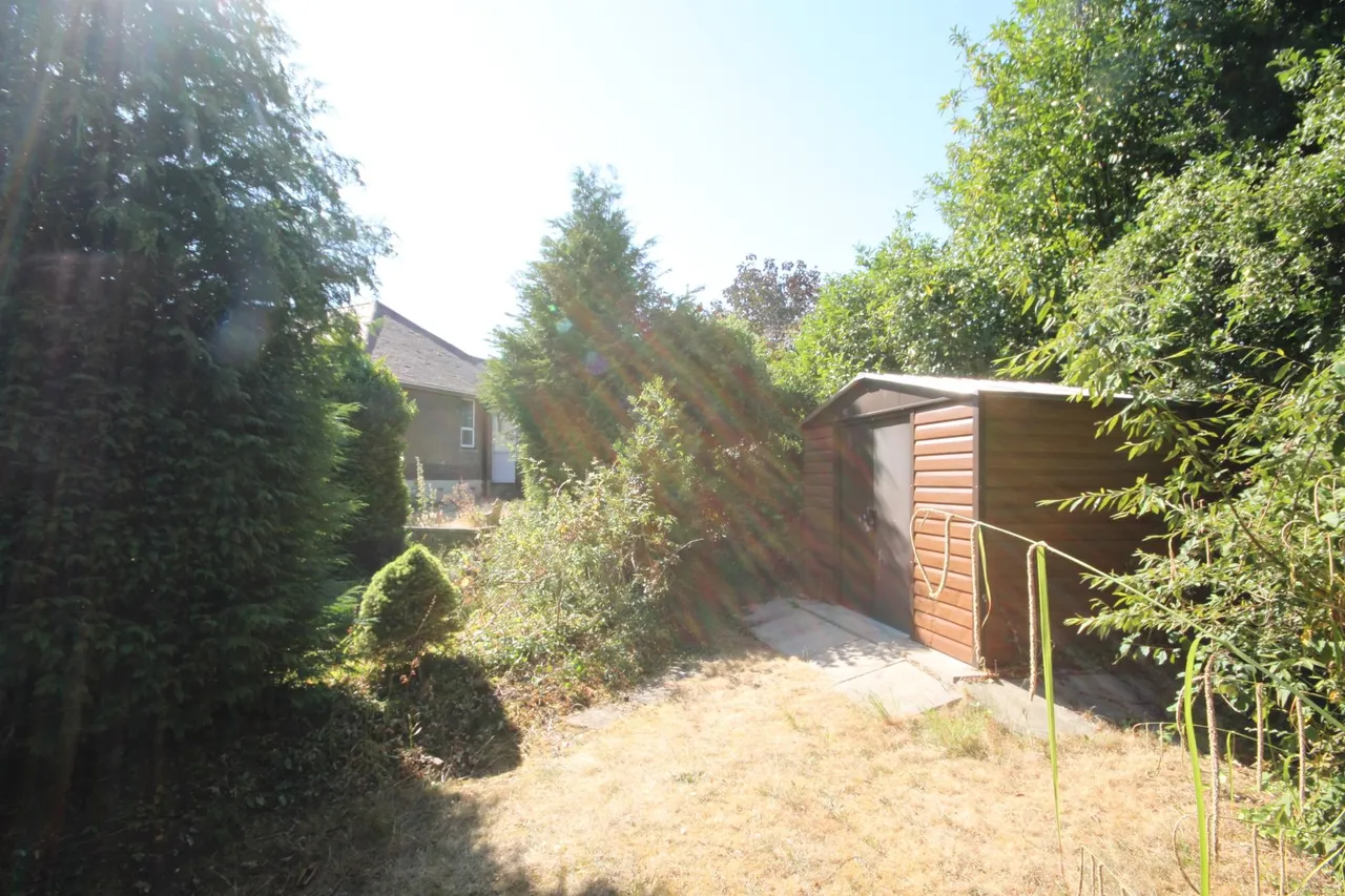 Humberstone Close, Challney, LU4, photo 20