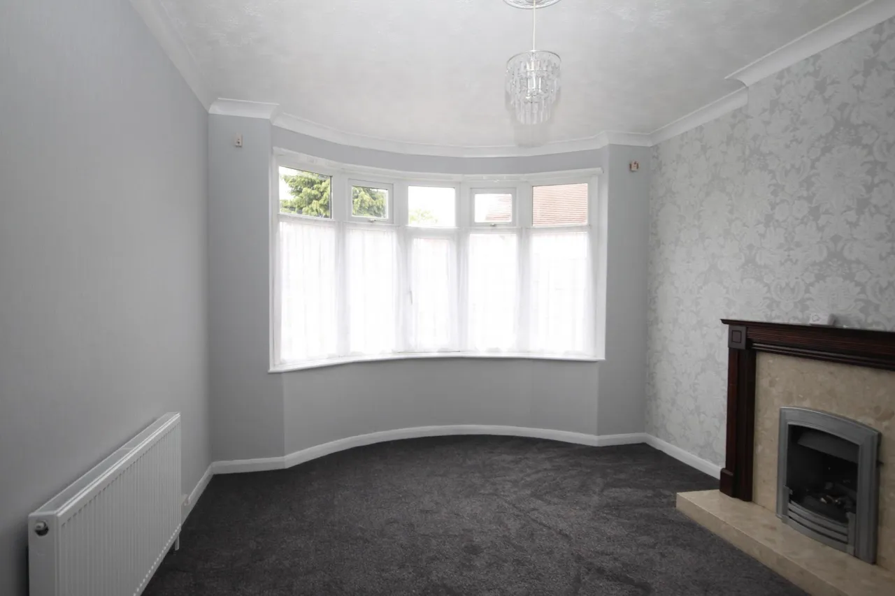 Humberstone Close, Challney, LU4, photo 8