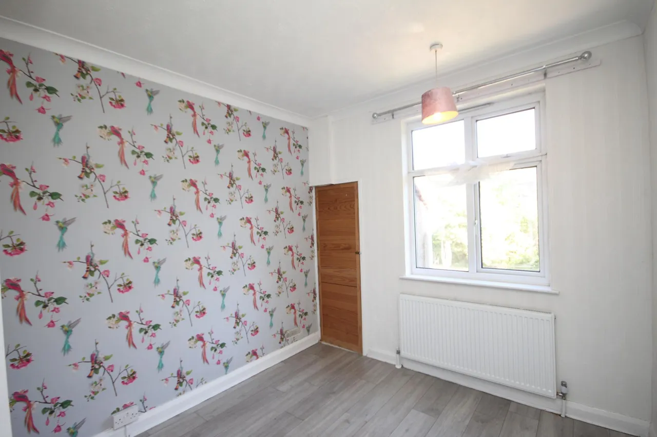 Humberstone Close, Challney, LU4, photo 22