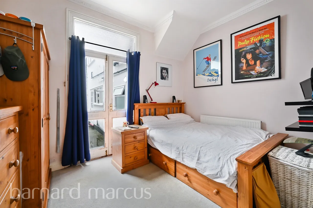 Holdernesse Road, London, SW17, photo 2