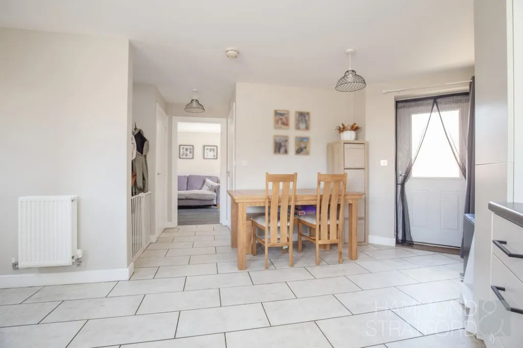 Finch Road, Attleborough, photo 6