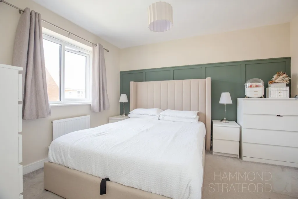 Finch Road, Attleborough, photo 8
