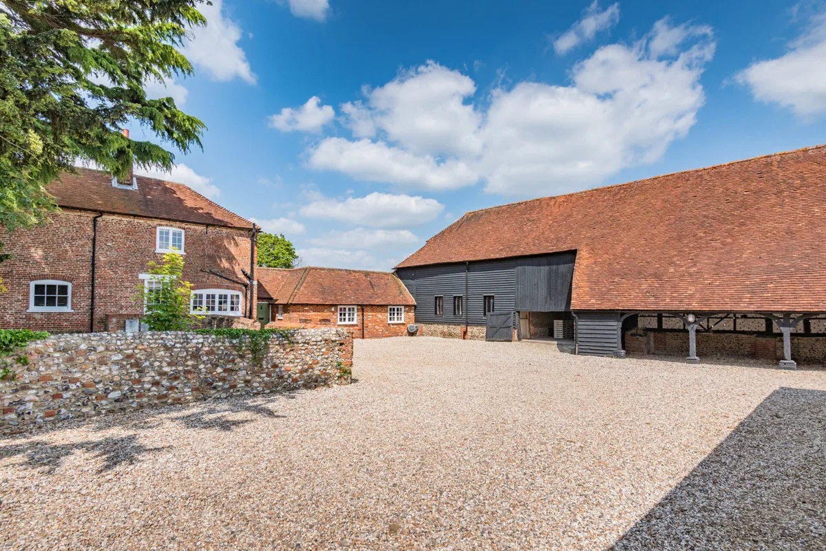 Ripley Road, East Clandon Guildford, GU4, photo 31
