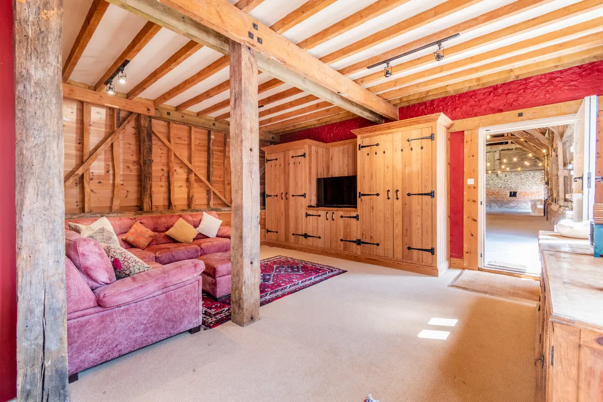 Ripley Road, East Clandon Guildford, GU4, photo 11