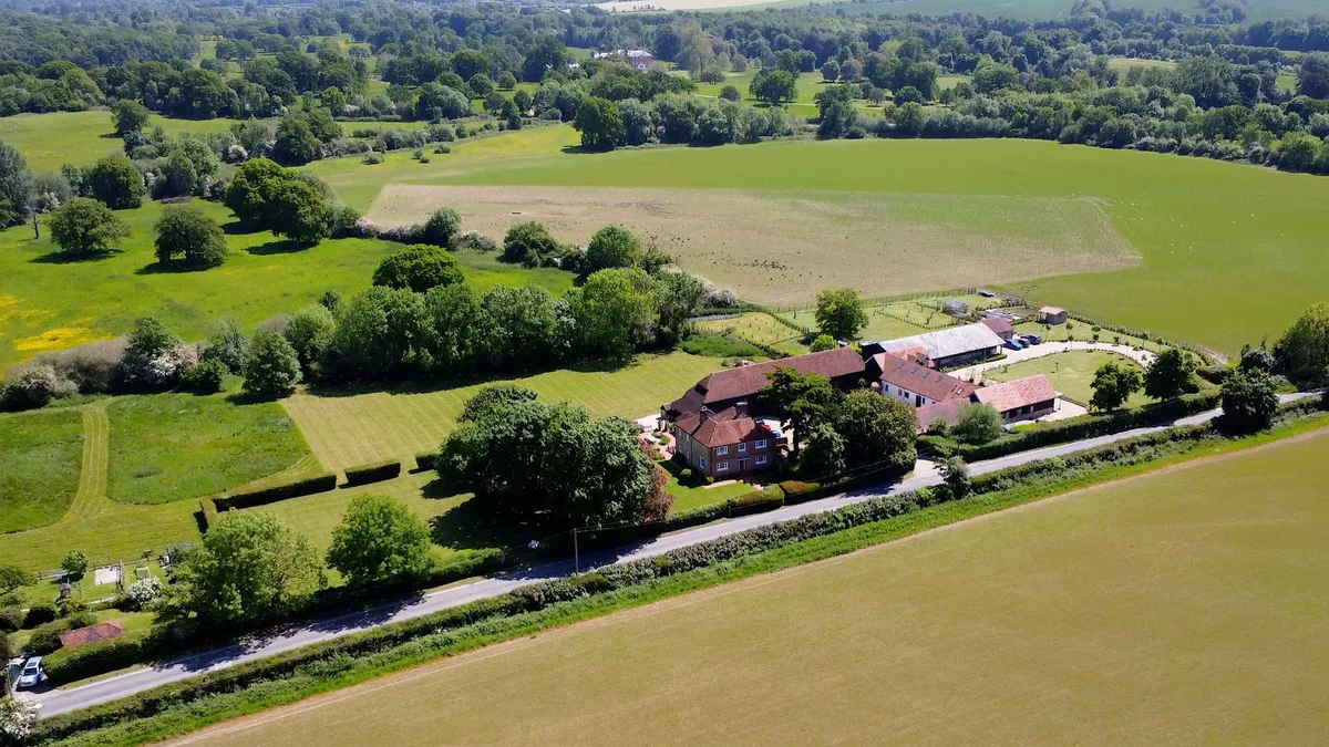 Ripley Road, East Clandon Guildford, GU4, photo 29