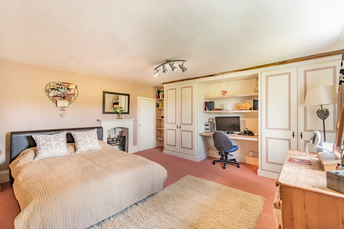 Ripley Road, East Clandon Guildford, GU4, photo 15