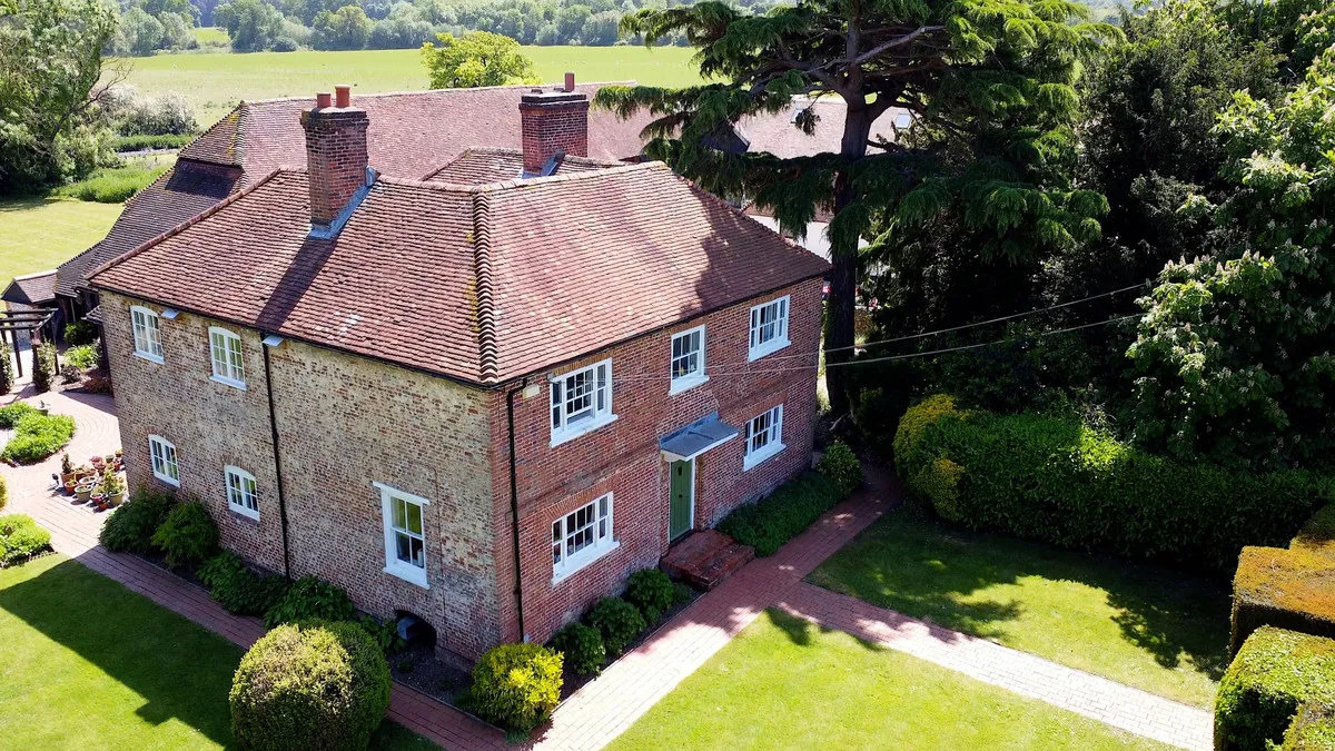 Ripley Road, East Clandon Guildford, GU4, photo 28
