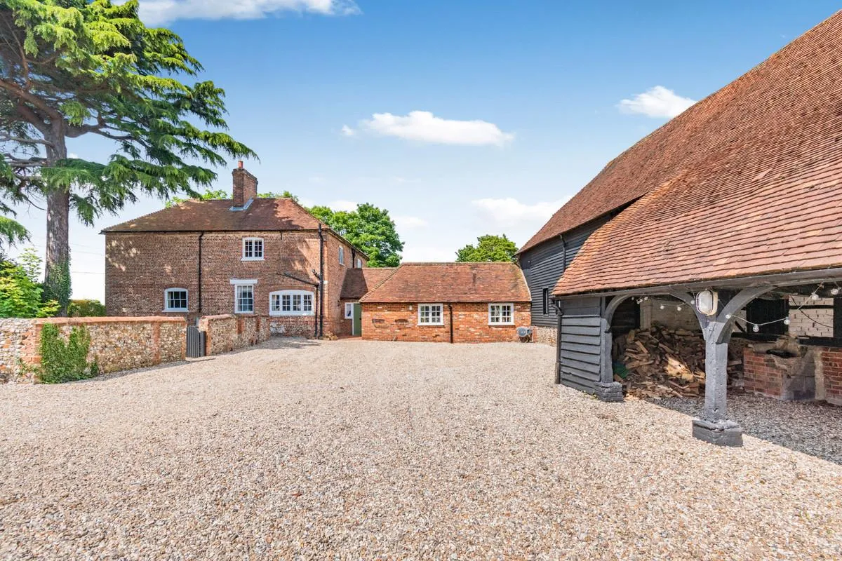 Ripley Road, East Clandon Guildford, GU4, photo 32