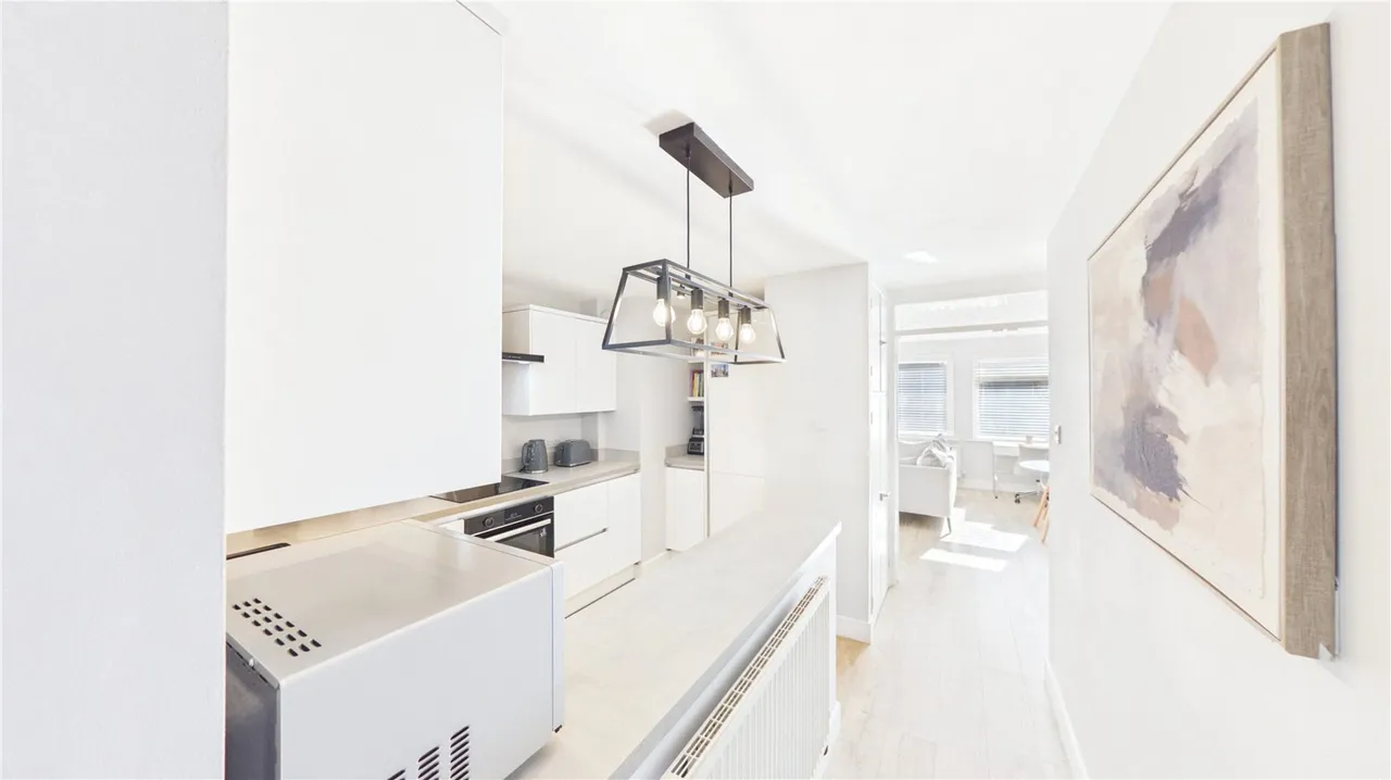 Mowbray Road, London, SE19, photo 9