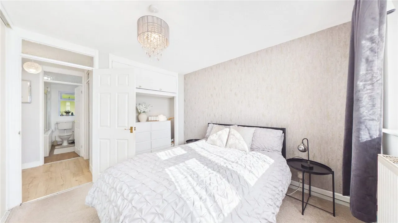 Mowbray Road, London, SE19, photo 4