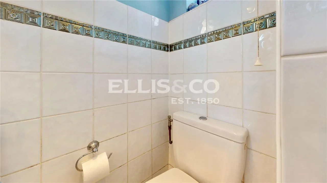 Oldfield Lane North, Greenford, UB6, photo 19