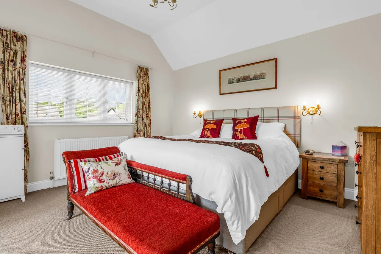 Wengeo Lane, Ware, SG12, photo 29