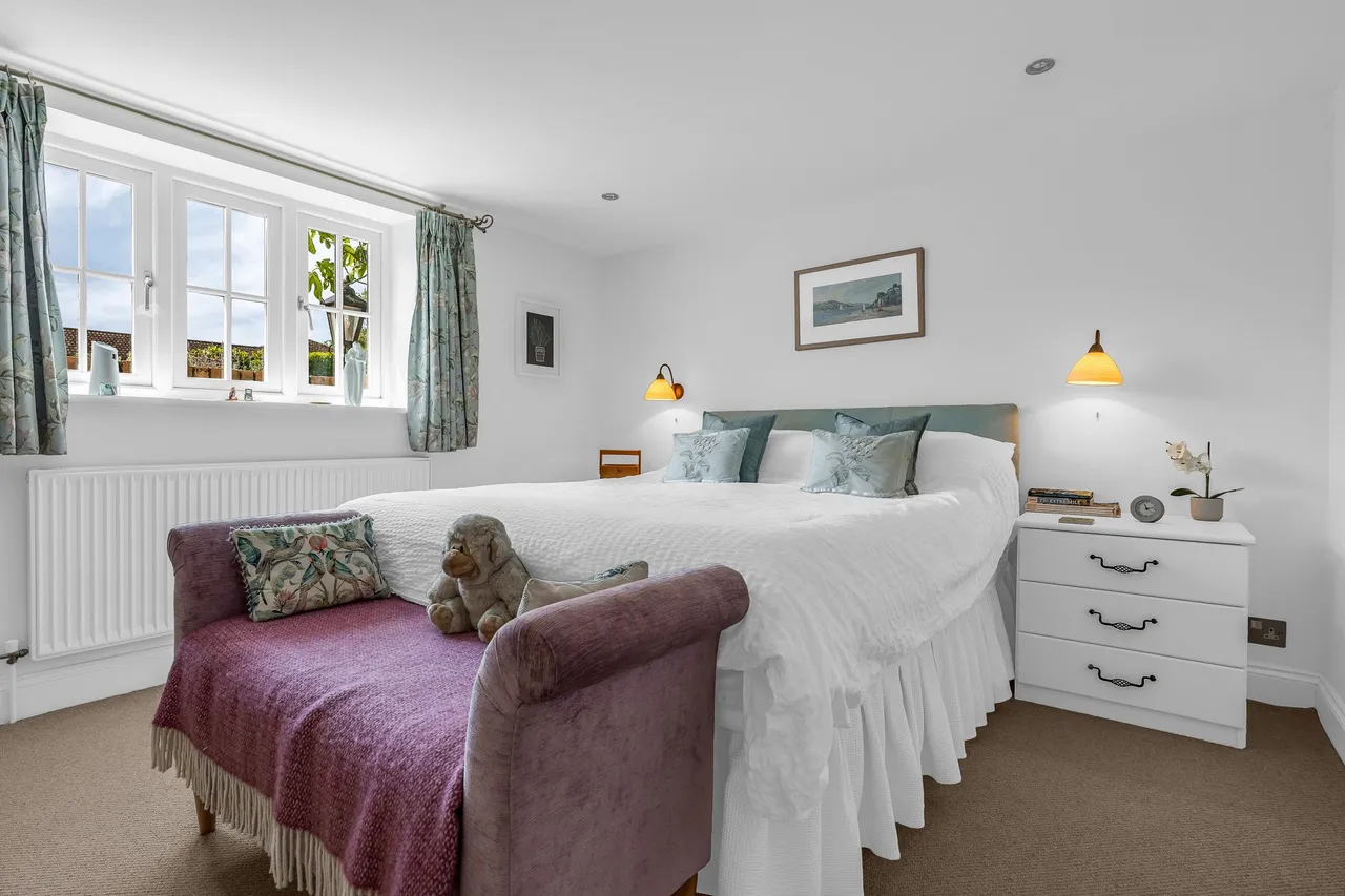 Wengeo Lane, Ware, SG12, photo 33