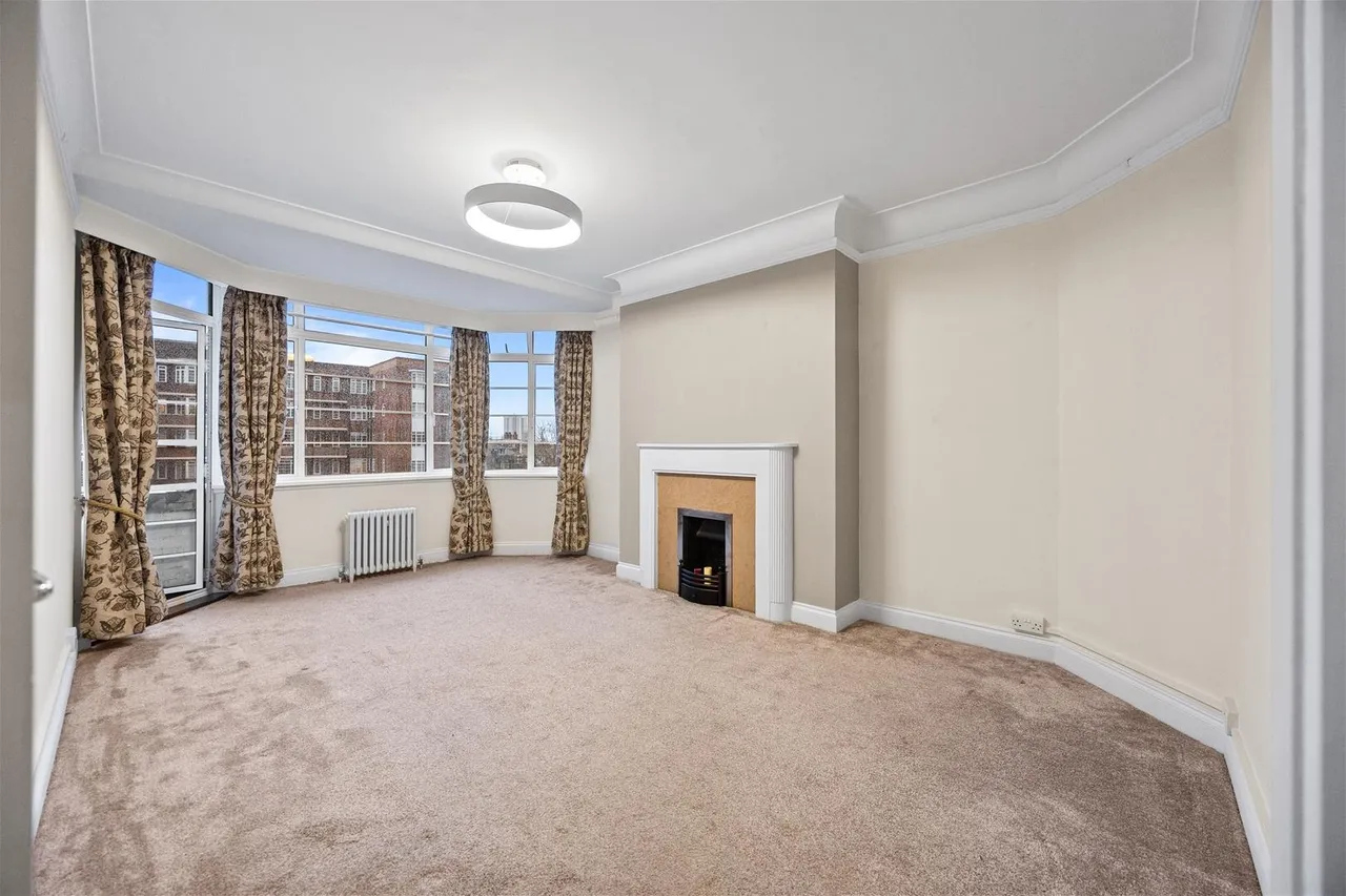 1 bed flat for sale — Belsize Avenue, London NW3 4BJ