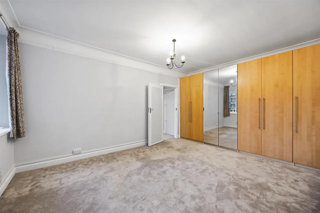 Belsize Avenue, London NW3 4BJ, photo 4