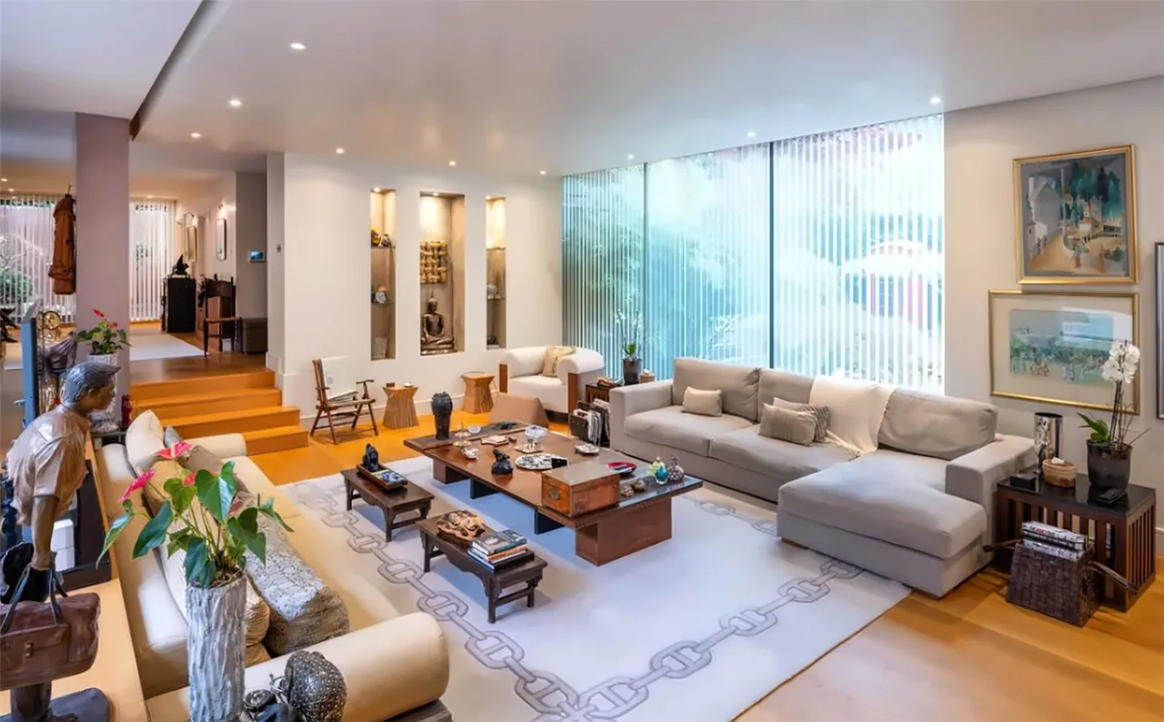 5 bed house for sale, Spaniards End, Hampstead, NW3