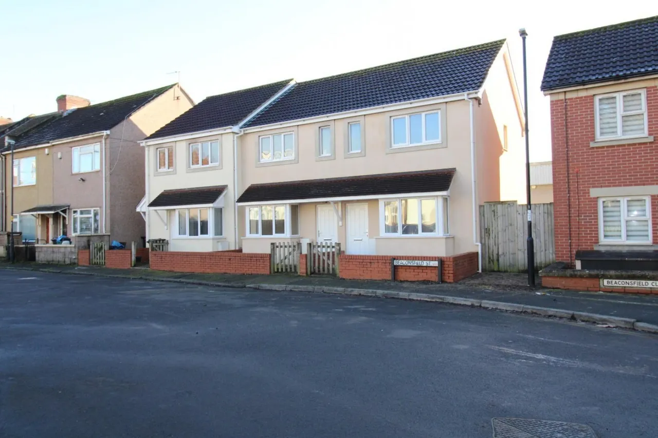 2 bed house for sale, Beaconsfield Street, Bristol, BS5