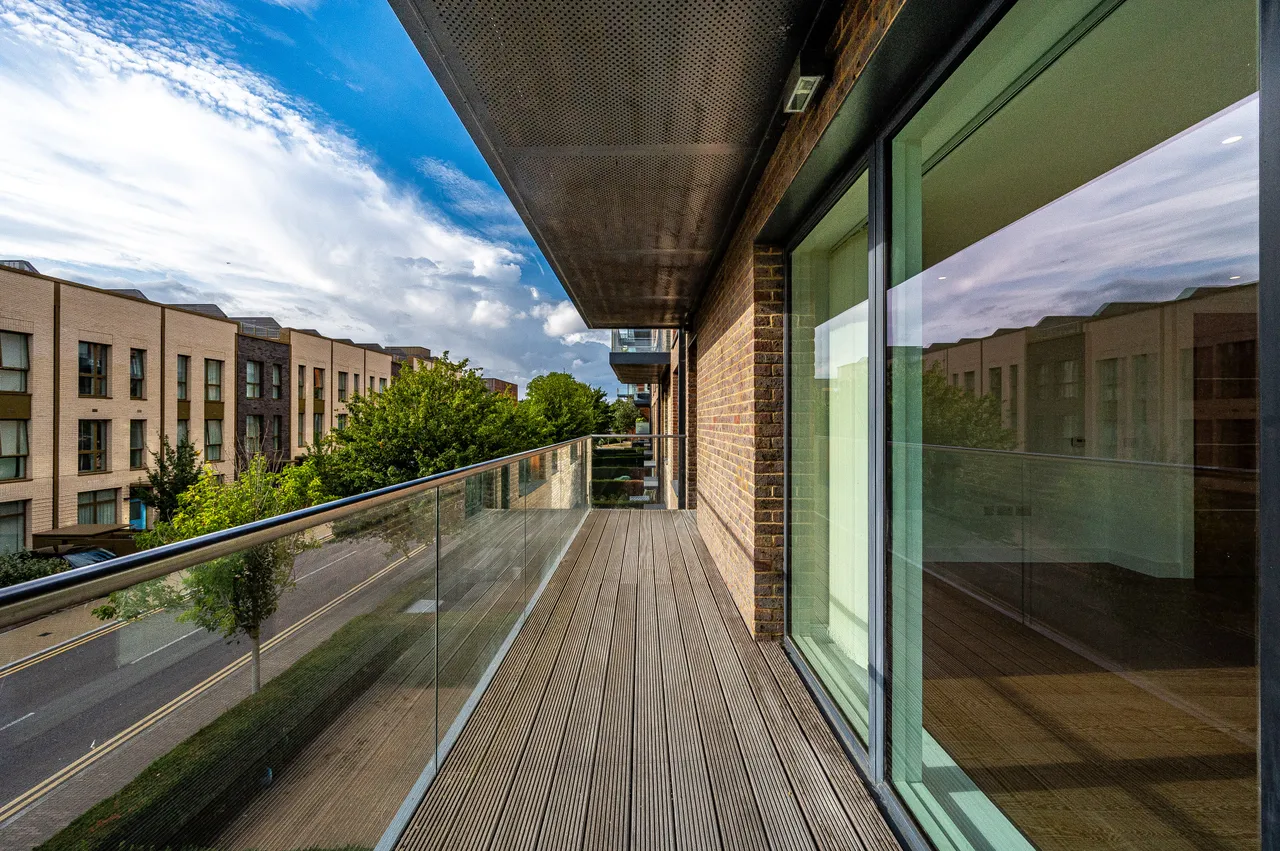 Flat 71, Merlin Court, 26 Handley Drive, London, photo 11