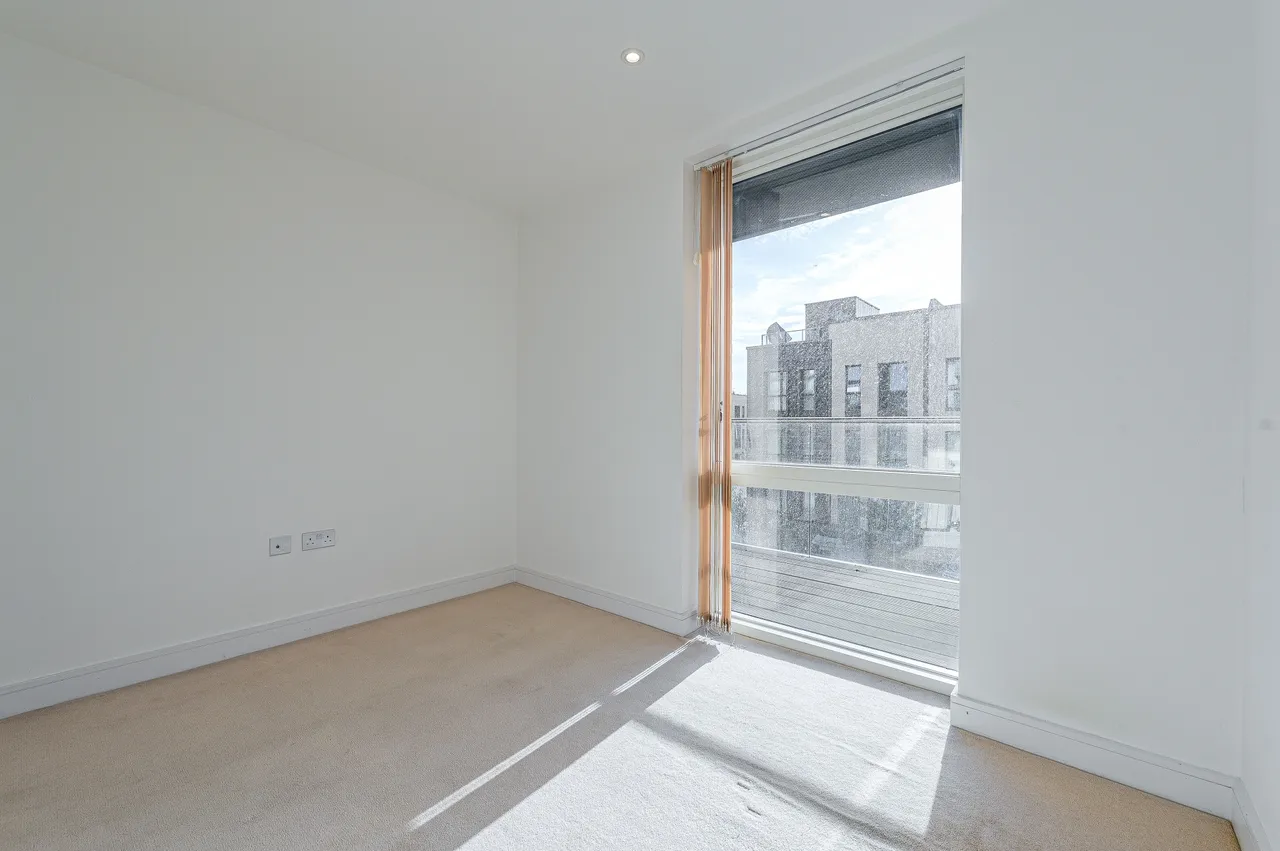 Flat 71, Merlin Court, 26 Handley Drive, London, photo 7