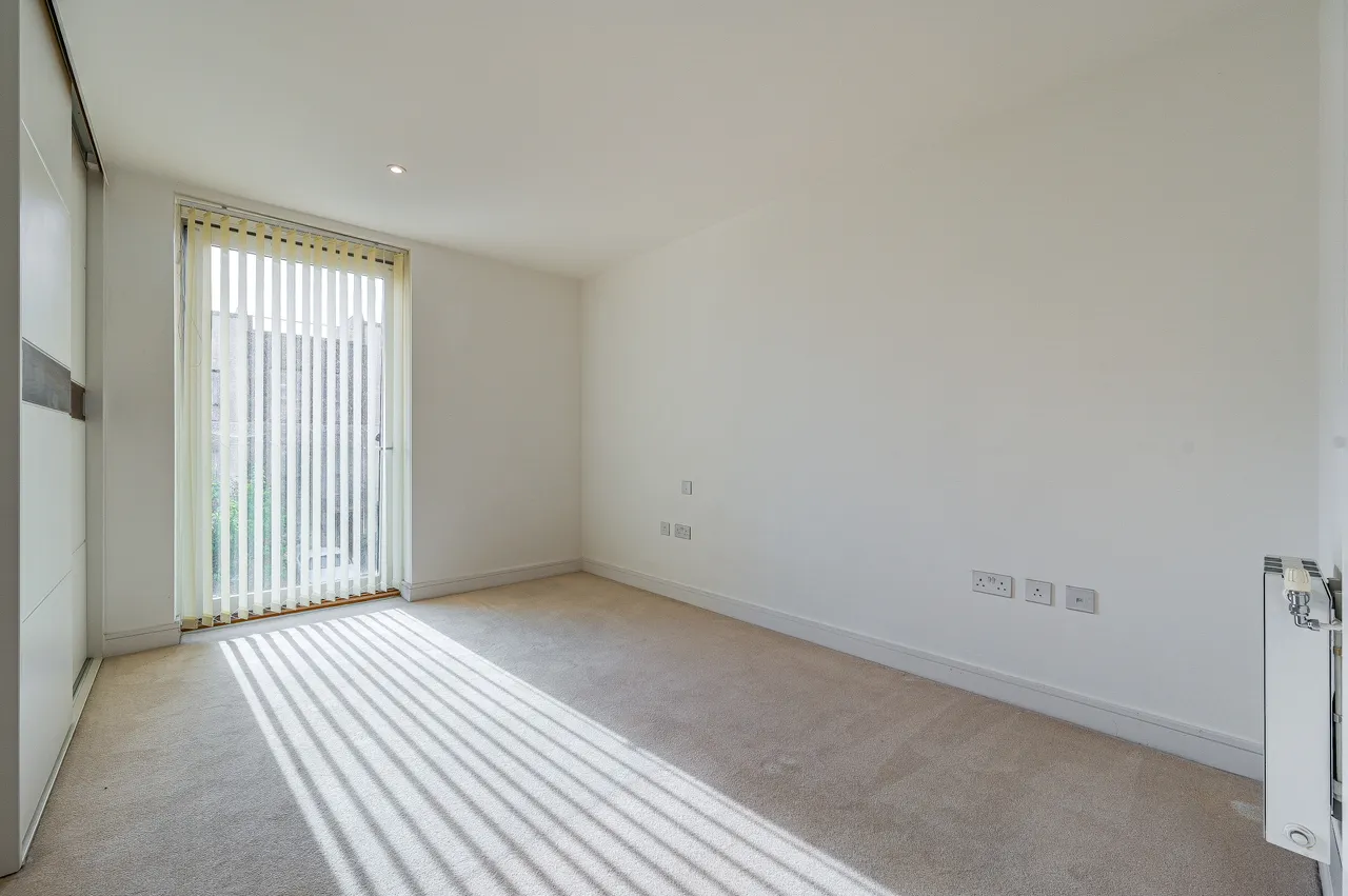 Flat 71, Merlin Court, 26 Handley Drive, London, photo 6