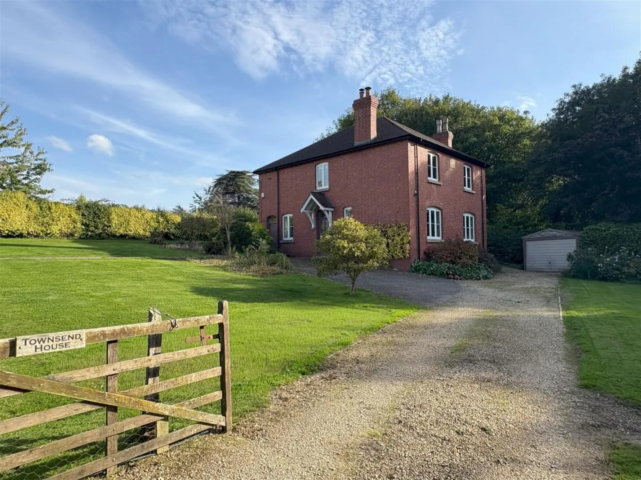 Drake Lane, Dursley, GL11, photo 2