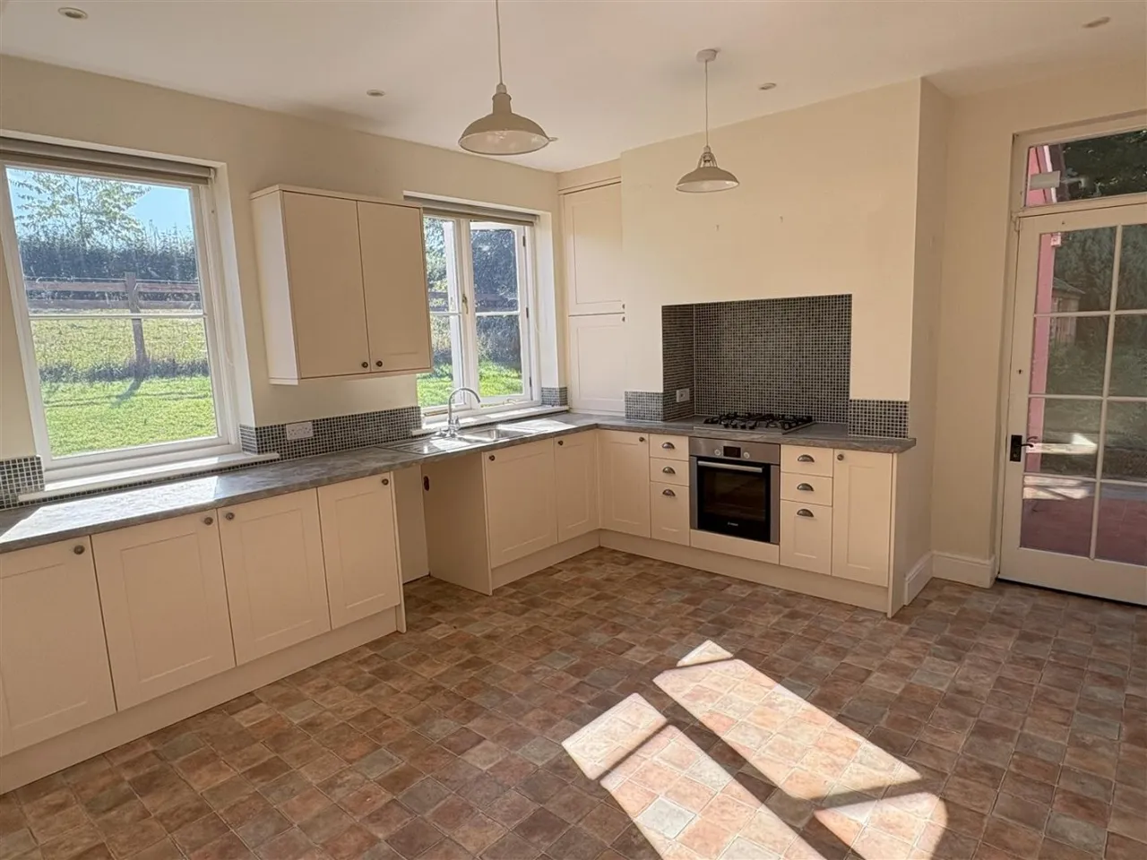 Drake Lane, Dursley, GL11, photo 4