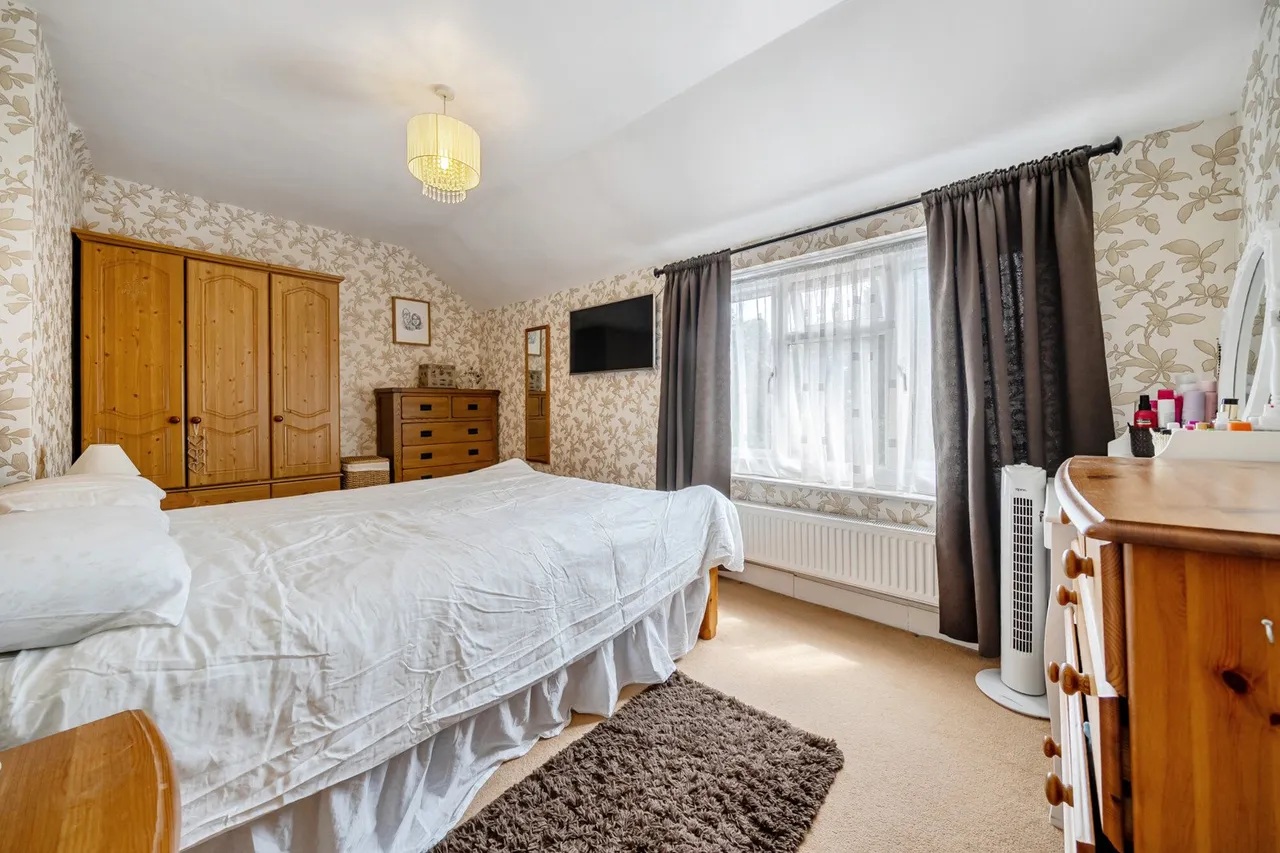 Olyffe Avenue, DA16, photo 5